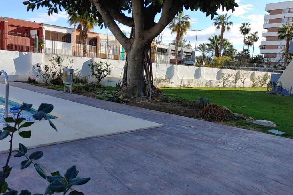 Precioso Apartamento Frente A La Playa Torre Del Mar Dış mekan fotoğraf